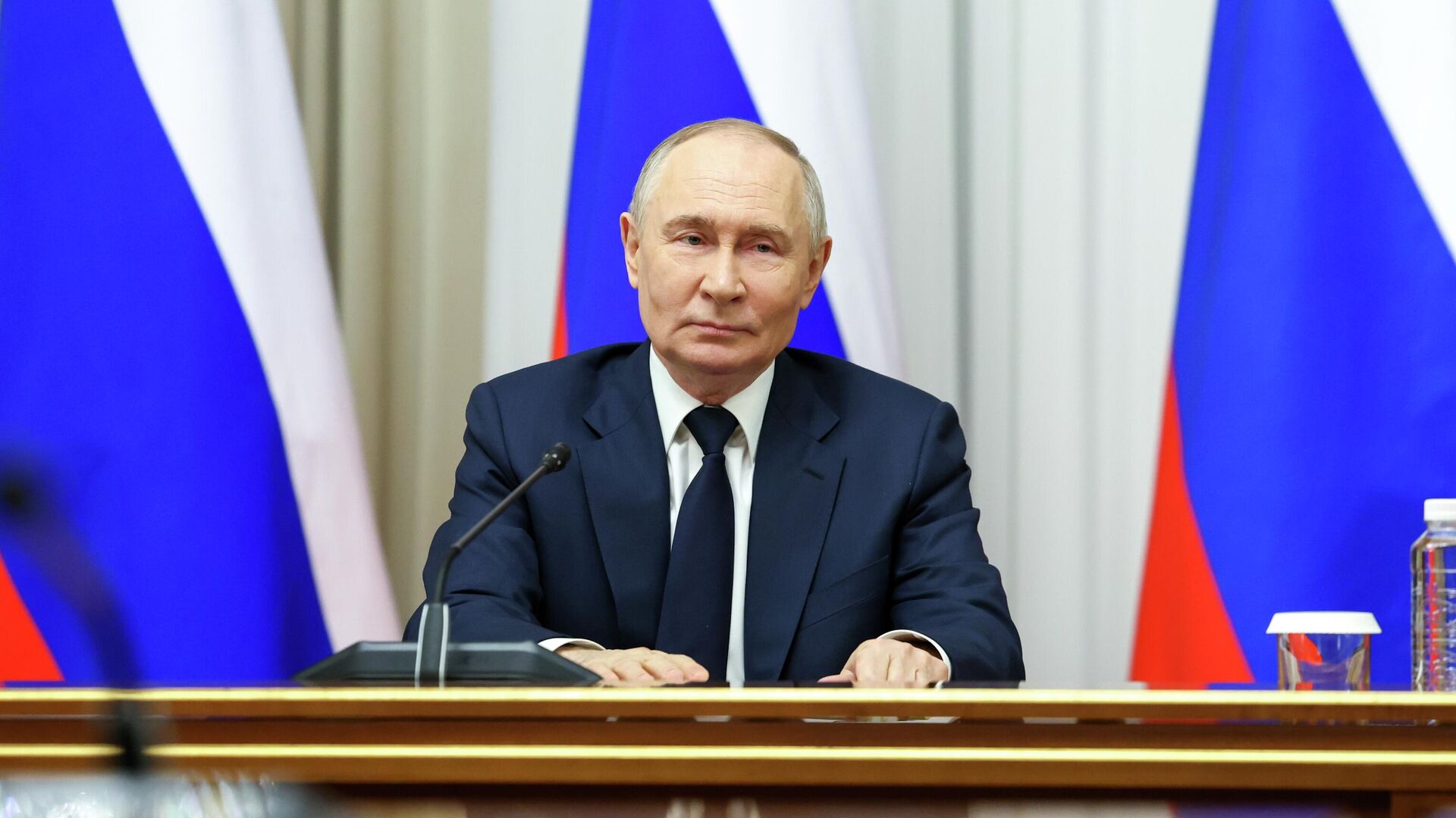 Путин пожелал успеха Герою России Сайбелю на выборах в Госдуму