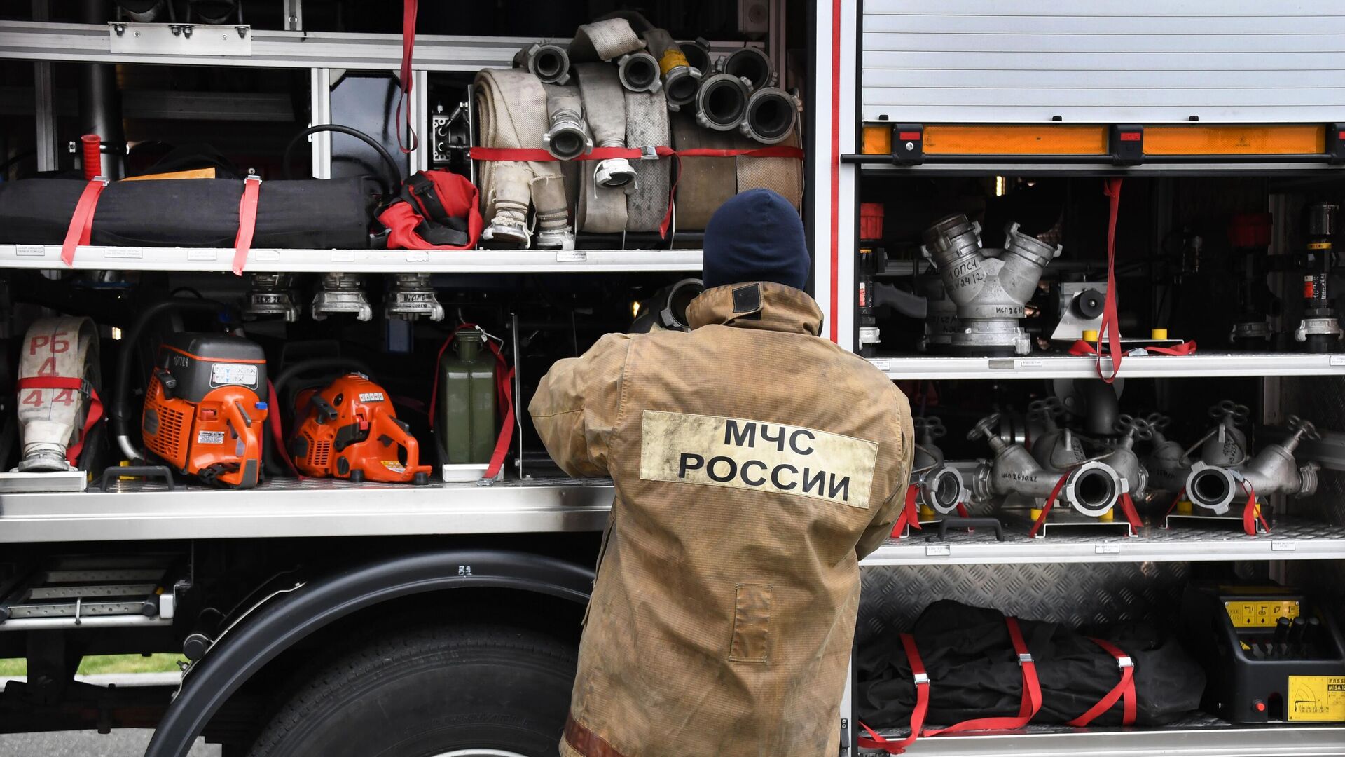 Украинские военные нанесли удар по школе в Запорожской области