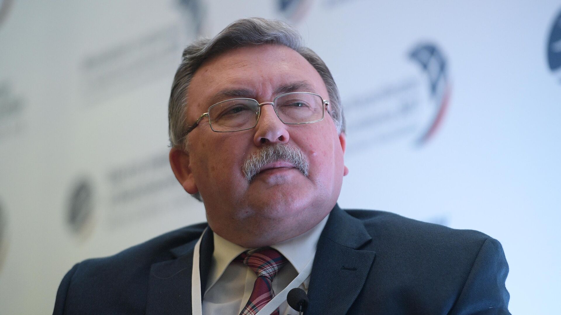 Ульянов призвал Иран и США начать урегулирование конфликта