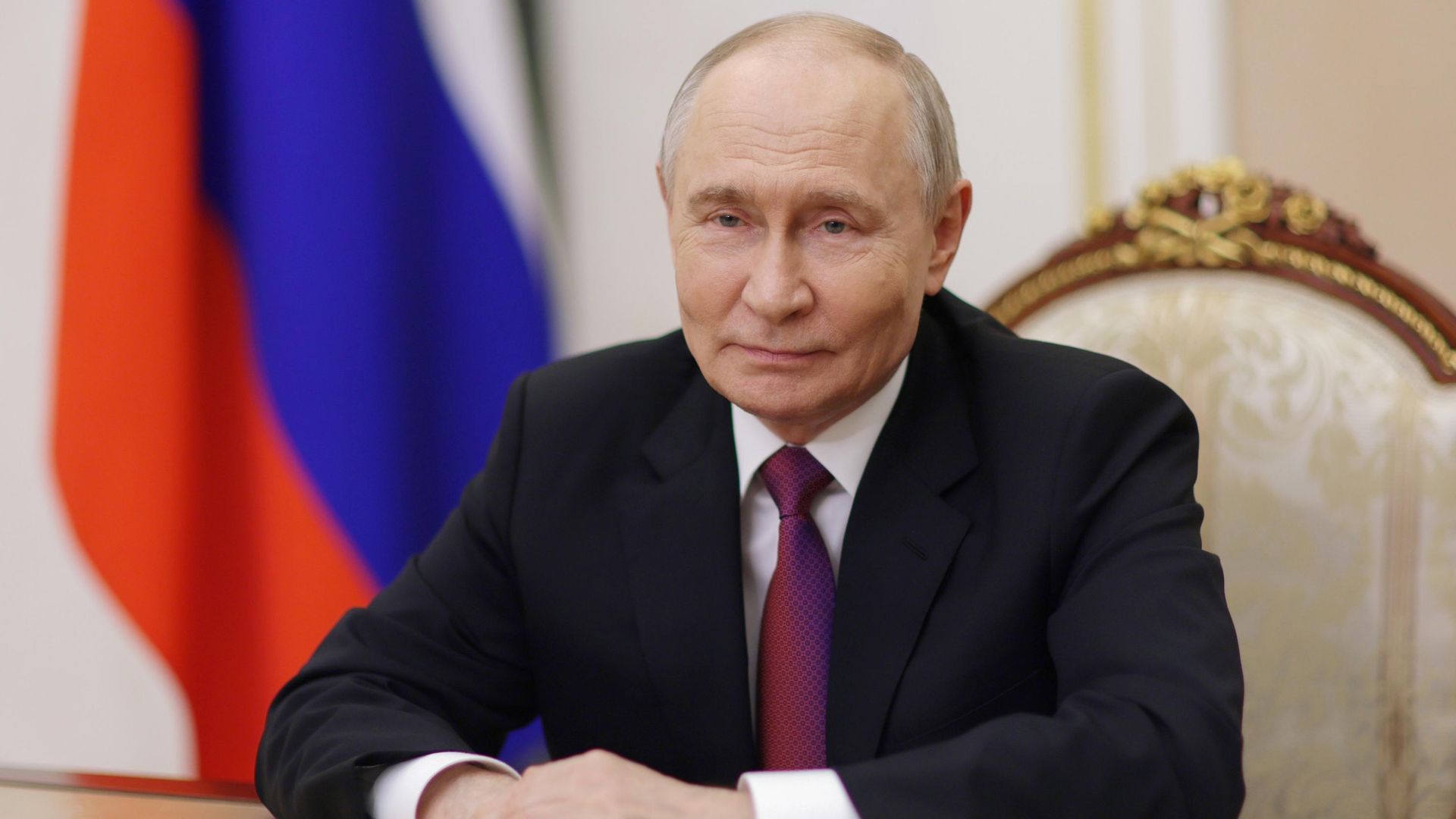 Путин распорядился открыть в регионах центры по подготовке научных специалистов